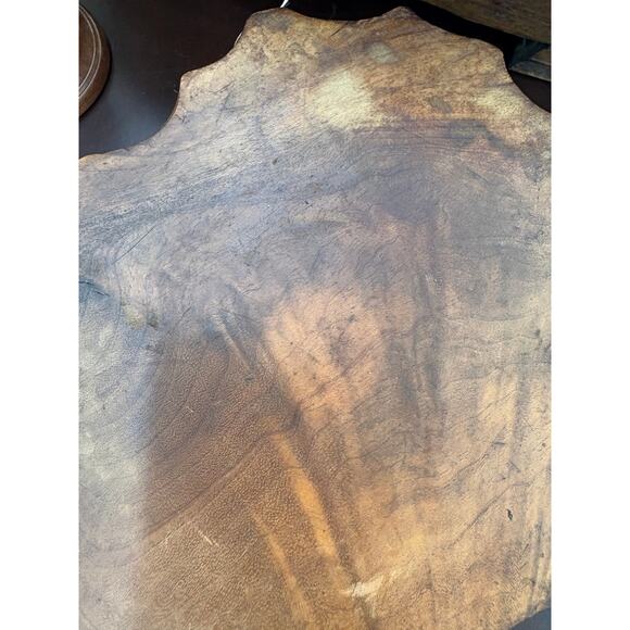 Carved Wood Live Edge Display Stand – Natural Pedestal for Vase or Teapot - Picture 6 of 6